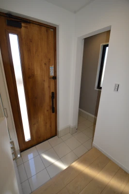 大収納の便利な玄関クローク