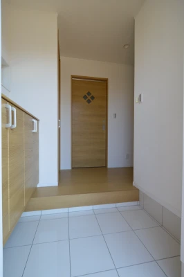 清潔感のある玄関ホール