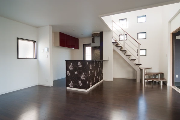 シック＆エレガント色彩のＬＤＫ