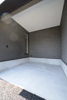 ｼｬｯﾀｰ付きｲﾝﾅｰｶﾞﾚｰｼﾞ　DIY・ﾊﾞｲｸ・ｻｲｸﾙ・秘密基地！！