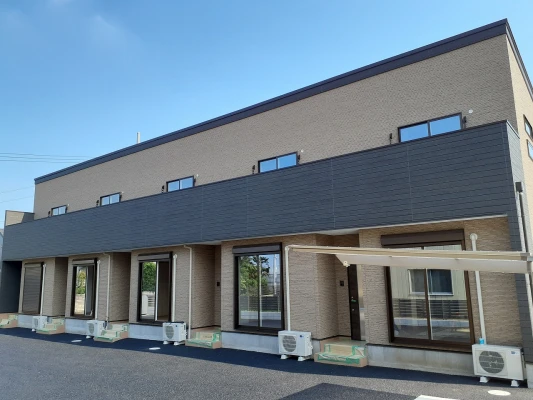 落ち着いたシックな外壁です