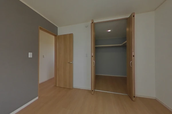 主寝室にもWICあります