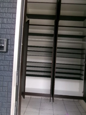 収納たっぷりシューズボックス