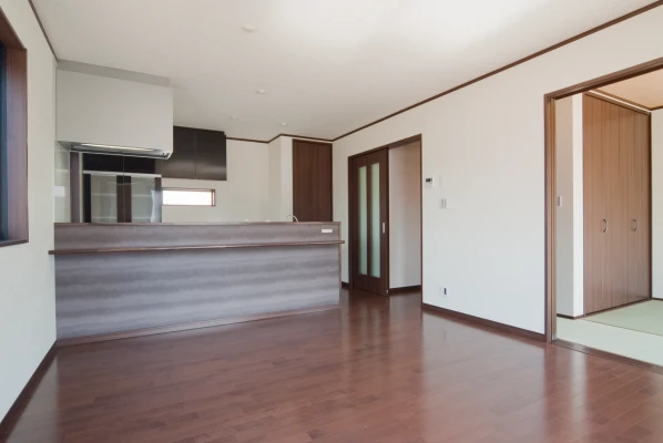 親御様世帯ＬＤＫはウォルナット調