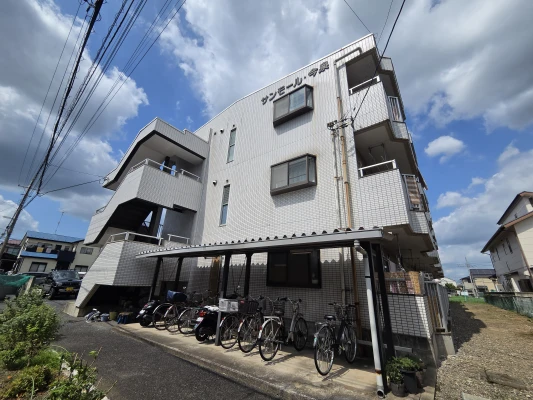 サンモール今泉外観