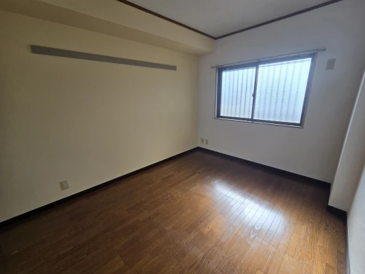 セントラルハイツ402 室内