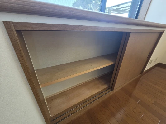 壱丁目西貸戸建て 玄関収納