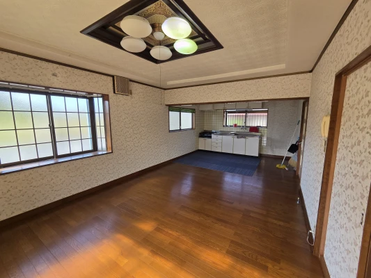 丸山公園前関根貸家 室内