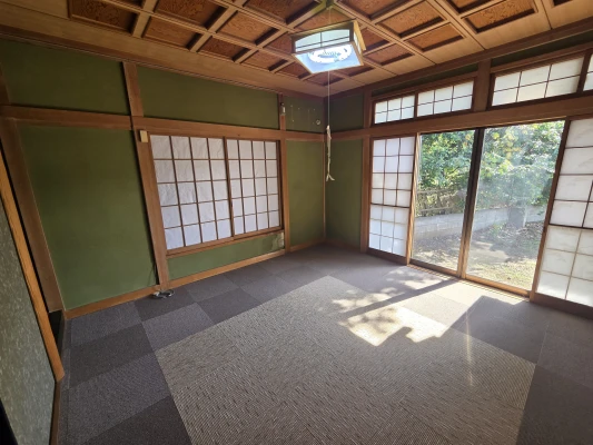 丸山公園前関根貸家 室内