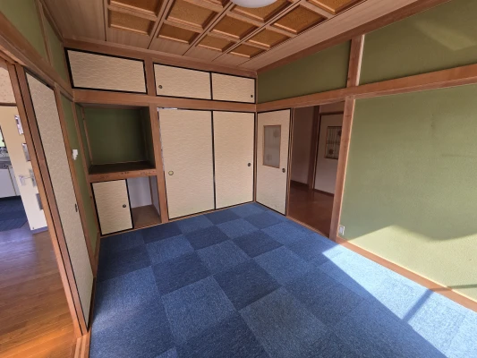 丸山公園前関根貸家 室内