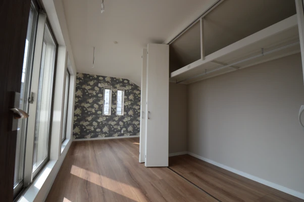 ワイドクローゼットのある主寝室