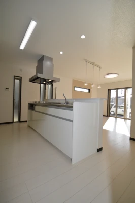 リビング奥エコカラットはTVスペース