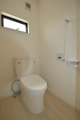 こちらも社員さん設置のトイレ室