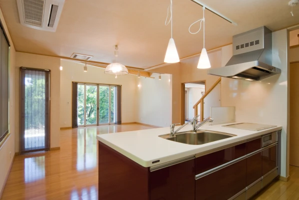 贅沢なオープンキッチンからの眺望