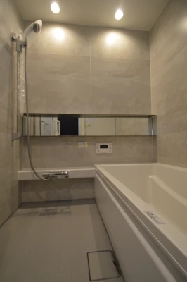 コンクリート調のサンワ製ユニットバス